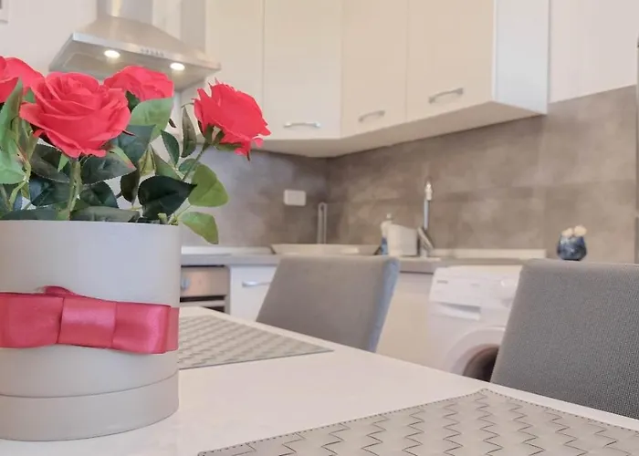 Dani A2+2 Apartman *