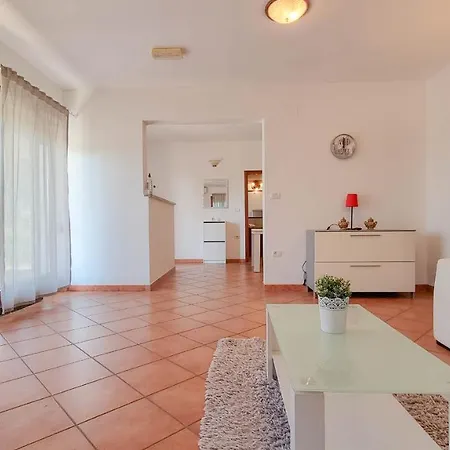 Apartmán Dani A2+2 *