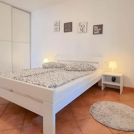 Apartmán Dani A2+2 *